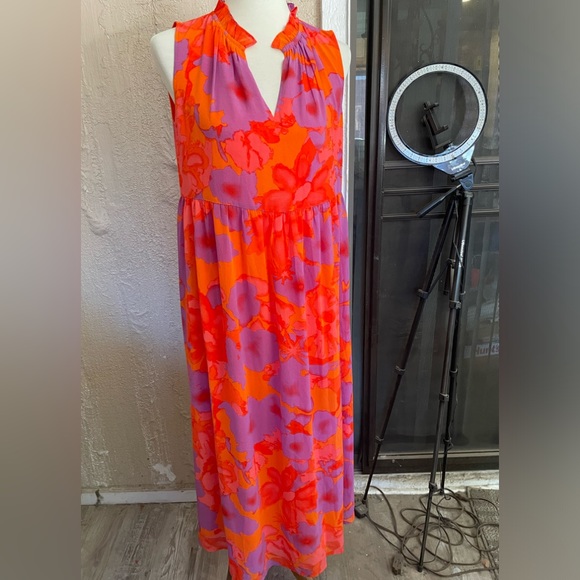 JODIFL Dresses & Skirts - Floral Dress